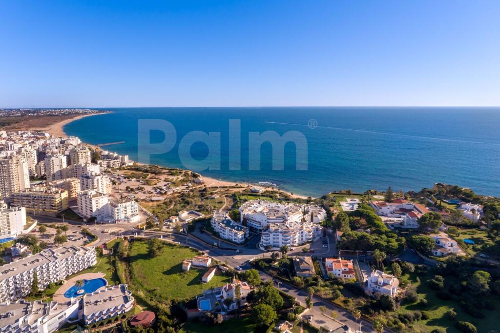 Main image of property: Algarve, Lagoa