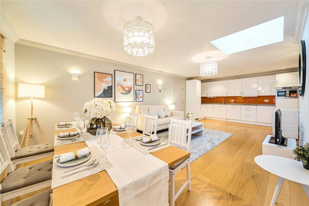 House in London - View 5