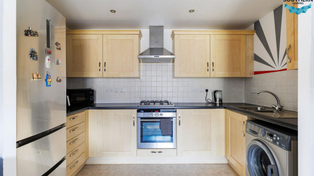 Griffin Court, Black Eagle Drive, Northfleet, Kent, DA11 9AJ photo 3