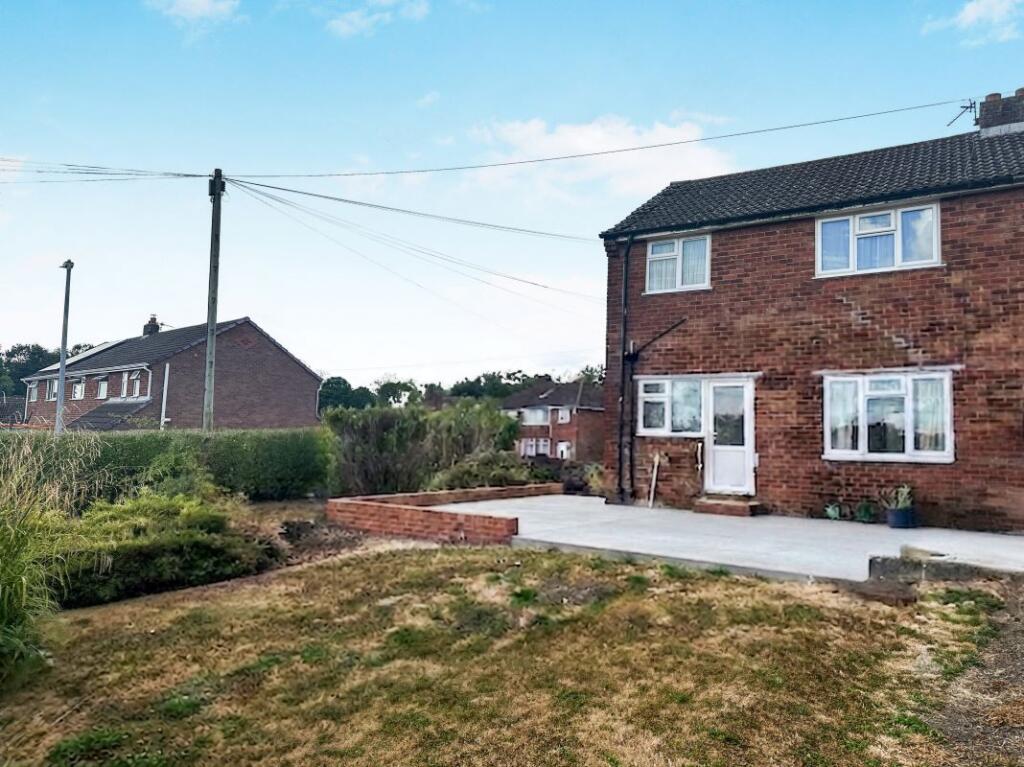 House in Telford, St George’s, St. Georges and Priorslee - View 5