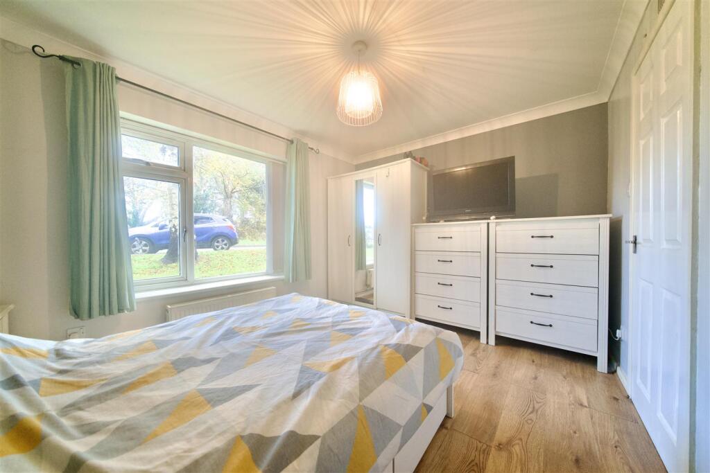 Mount Skippet Way, Crossways, Dorchester photo 3