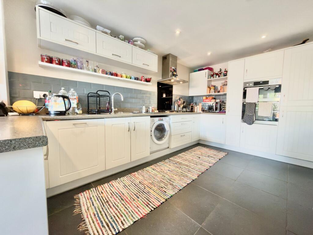 House in Southampton - View 2