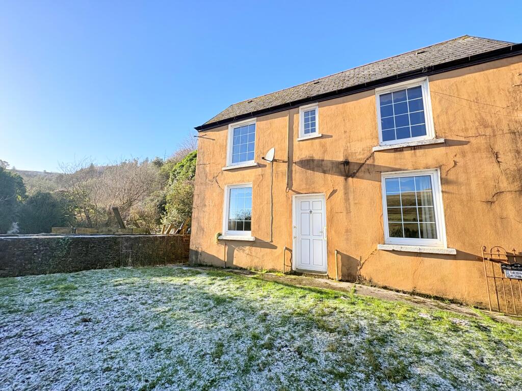 Garreg Farm, Garreg Side, Blaengarw, Bridgend photo 3