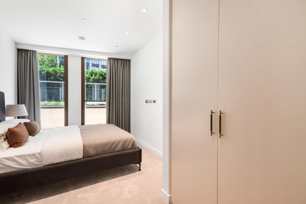 Apartment in London - View 5