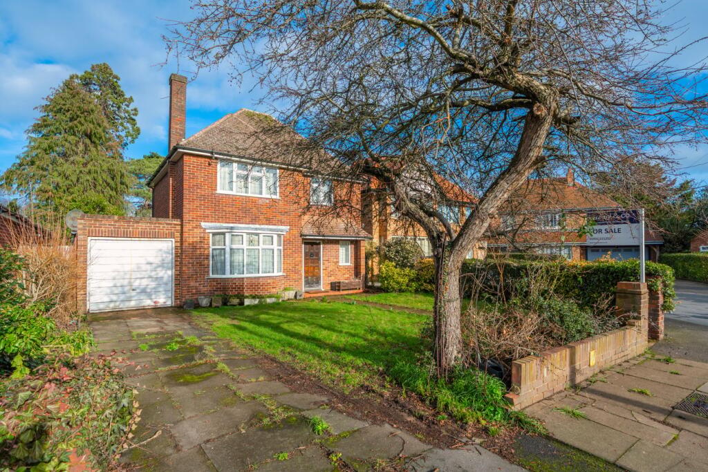 Main image of property: Roxford Close, Shepperton, TW17