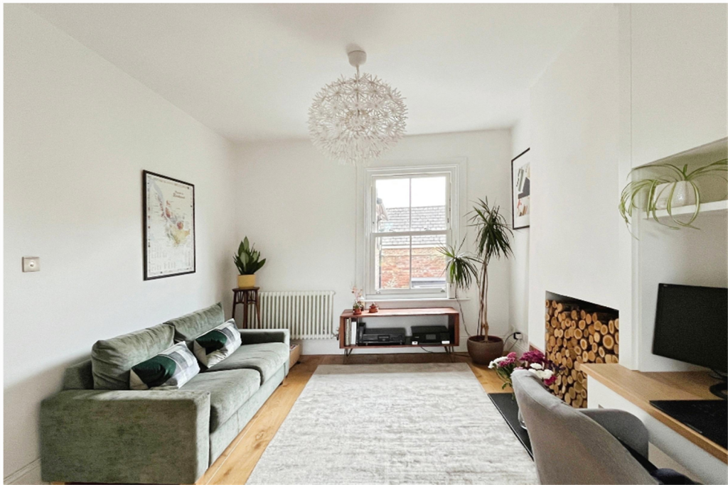 House in Lymm, Oughtrington, Broomedge - View 4
