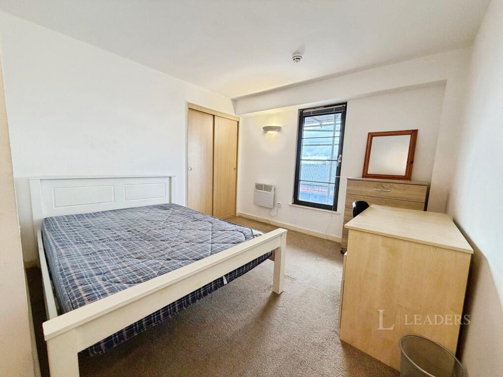 Apartment in Nottingham - View 5