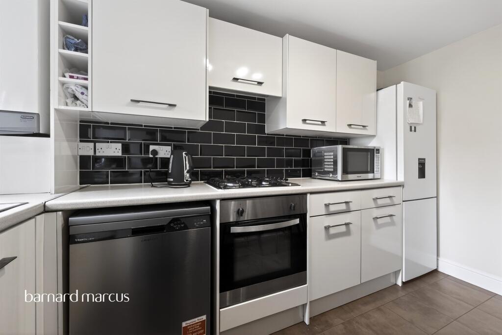 Main image of property: Birdhurst Road, South Croydon