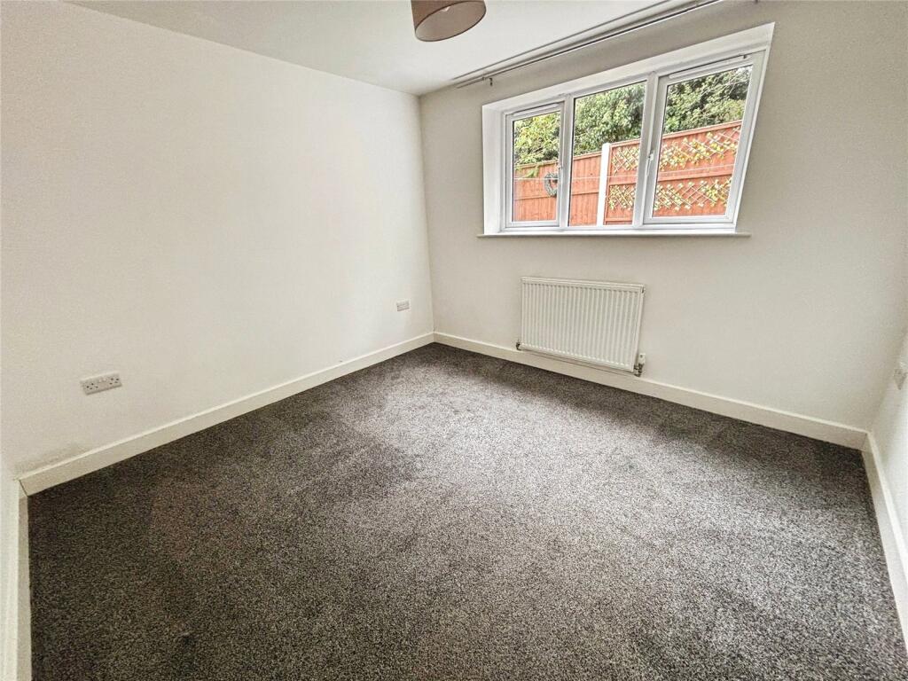 Apartment in Blaby, Enderby - View 5