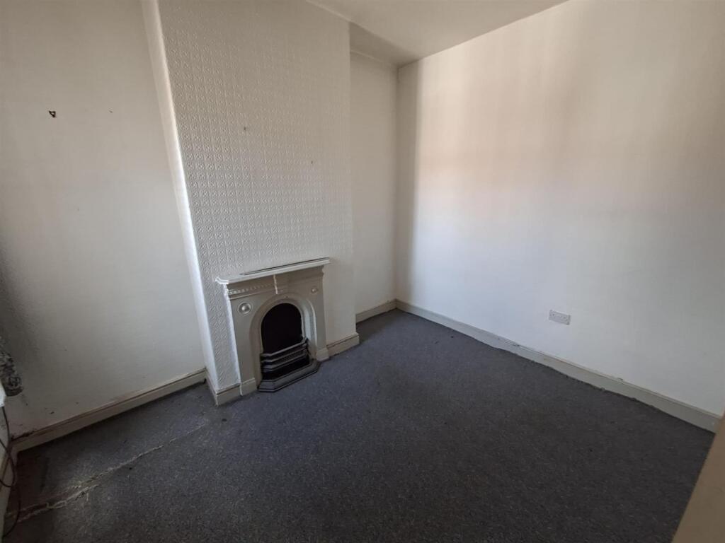 House in Manchester - More
