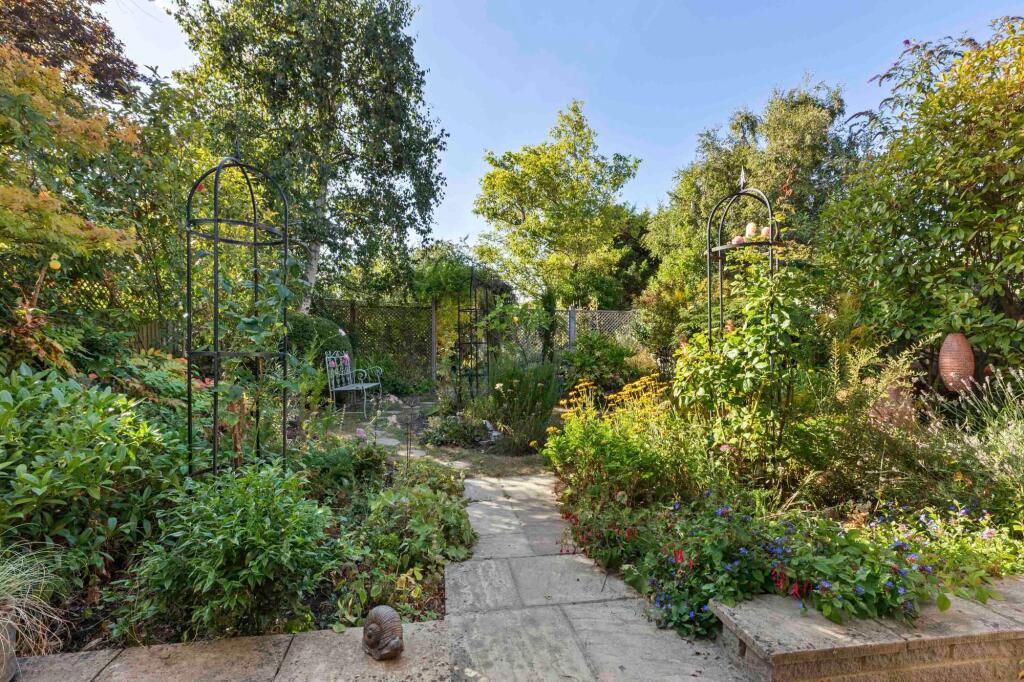 House in Princes Risborough, Buckinghamshire - View 4