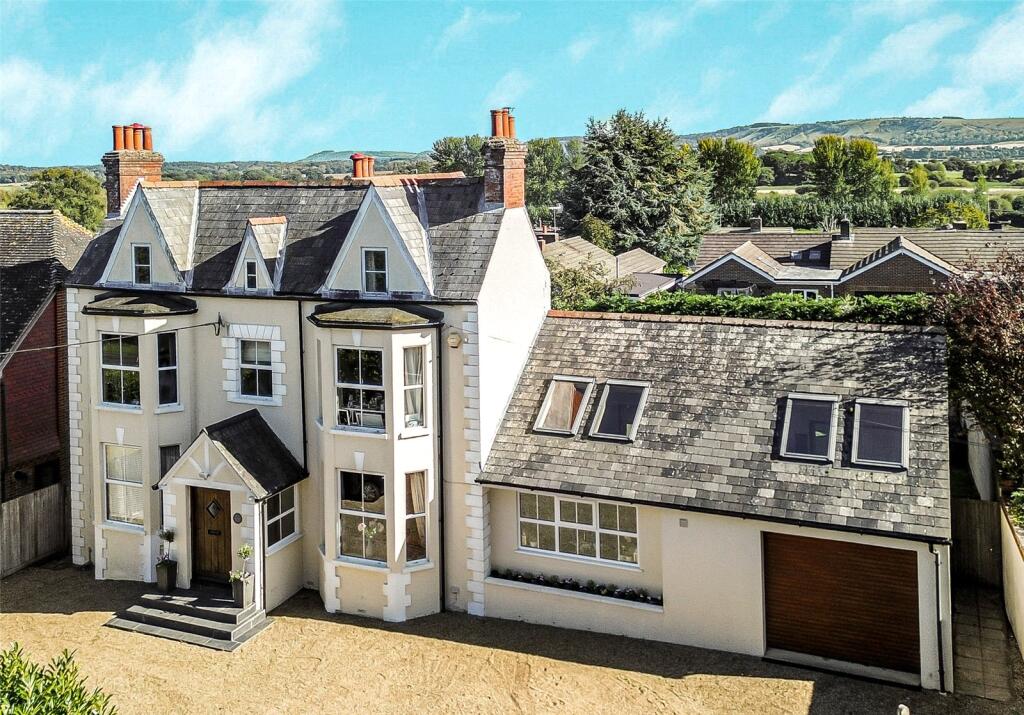 House in Horsham, Coldwaltham - View 3