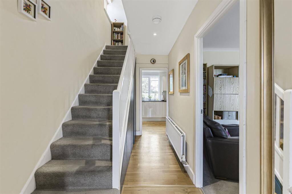 Glebe Road, Bengeo - View 6