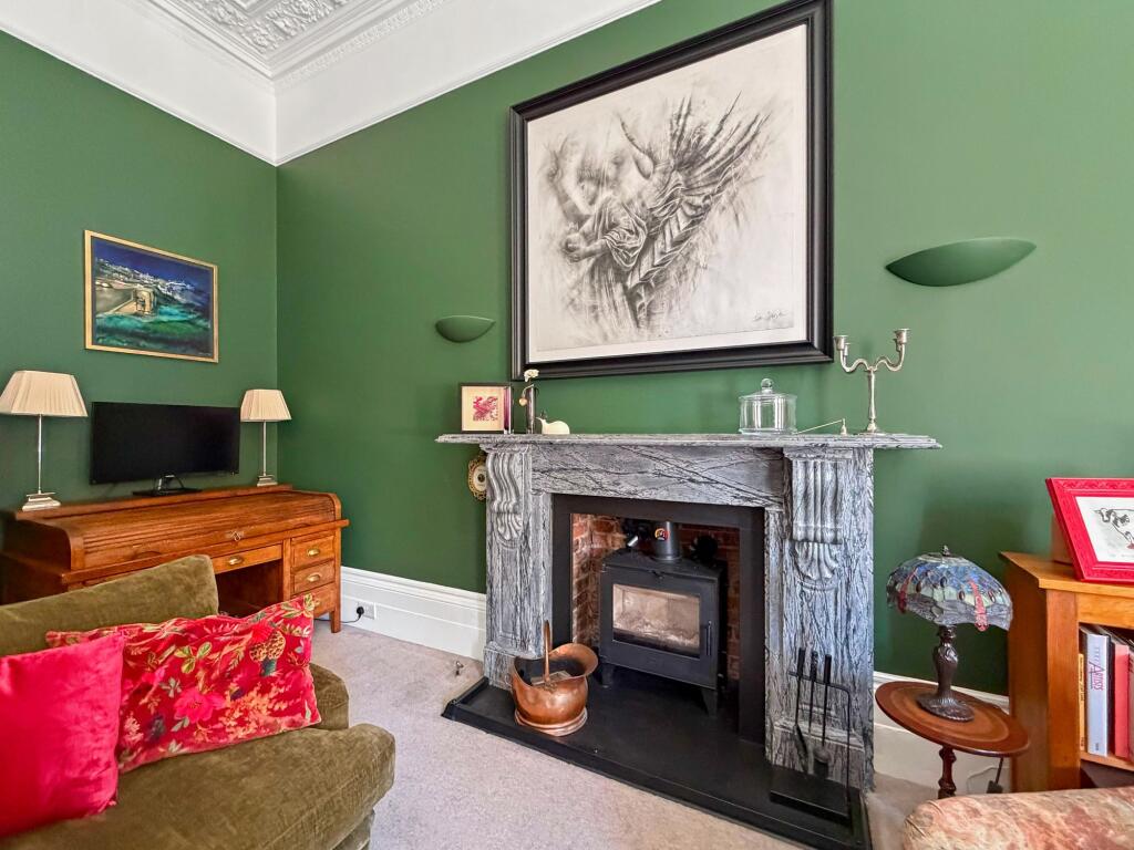 Apartment in Hove - View 5