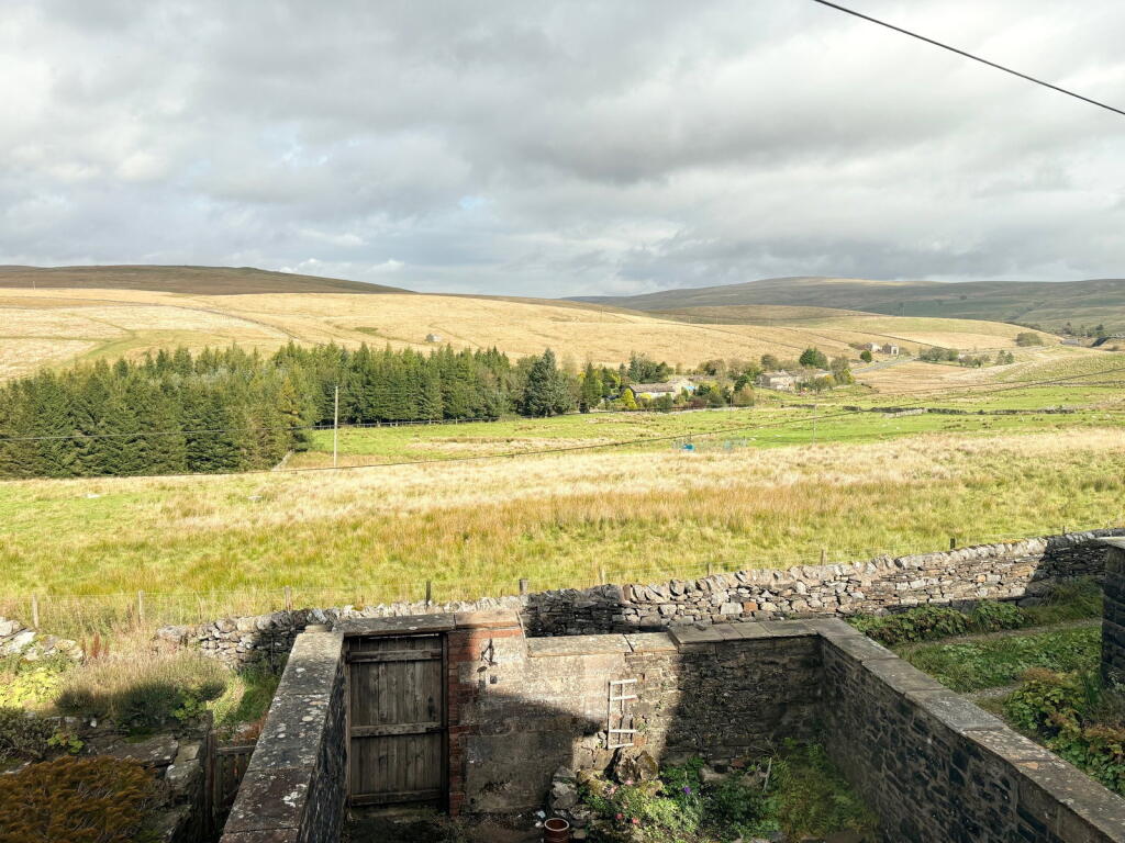 House in Lancaster - View 3