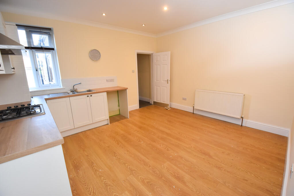 Apartment in Manchester - View 5