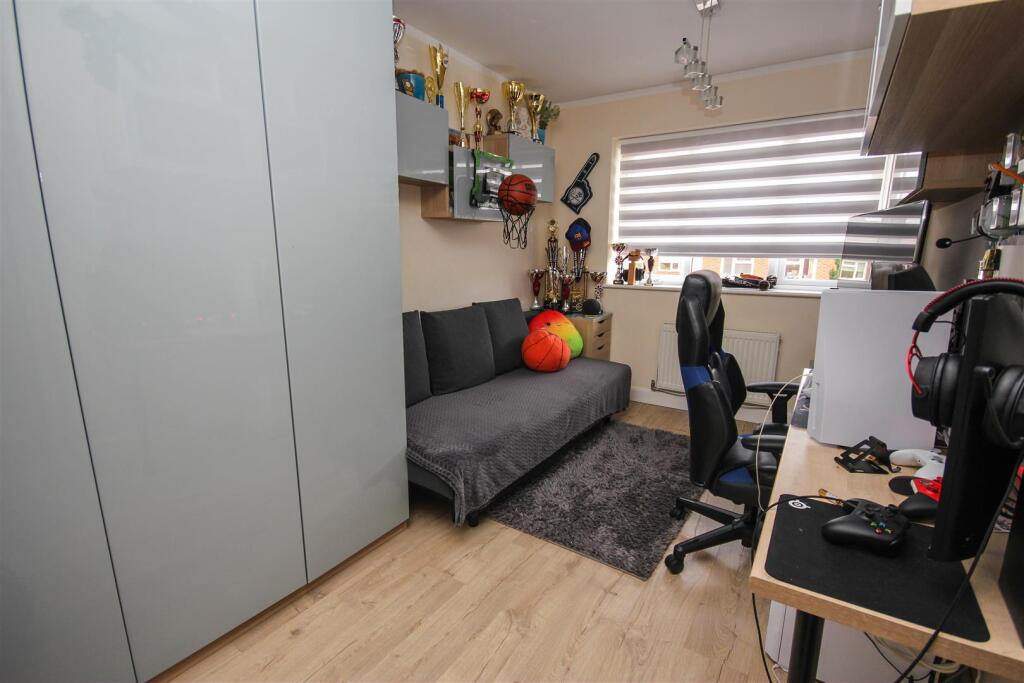 House in Wellingborough, Hatton Park - More