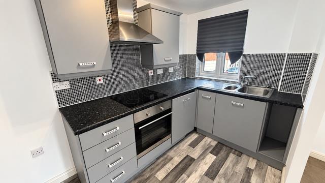 Apartment in Leicester - View 5