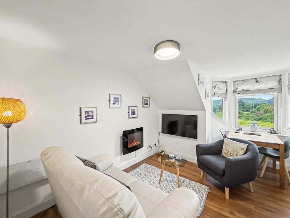 Apartment in Paisley - More