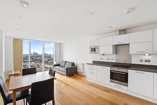 Main image of property: 158 High Street, London, E15