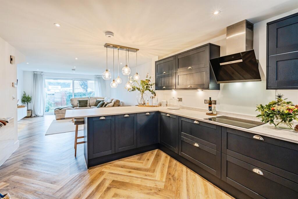 House in Brighton - View 4