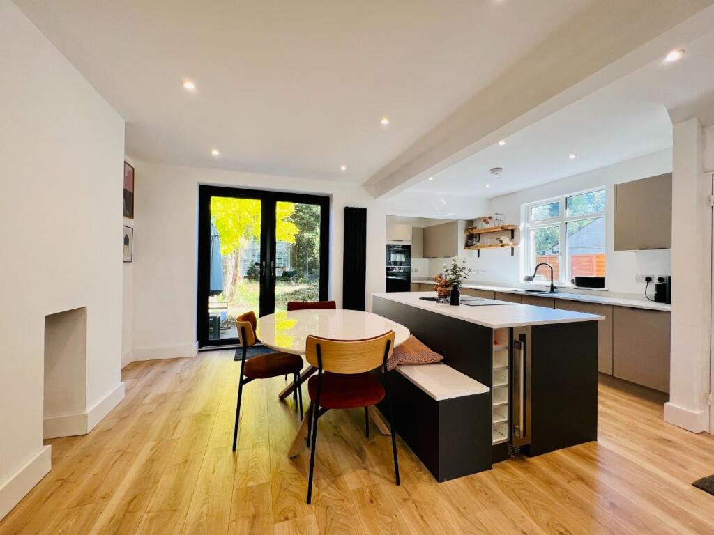 House in Rochester - View 2