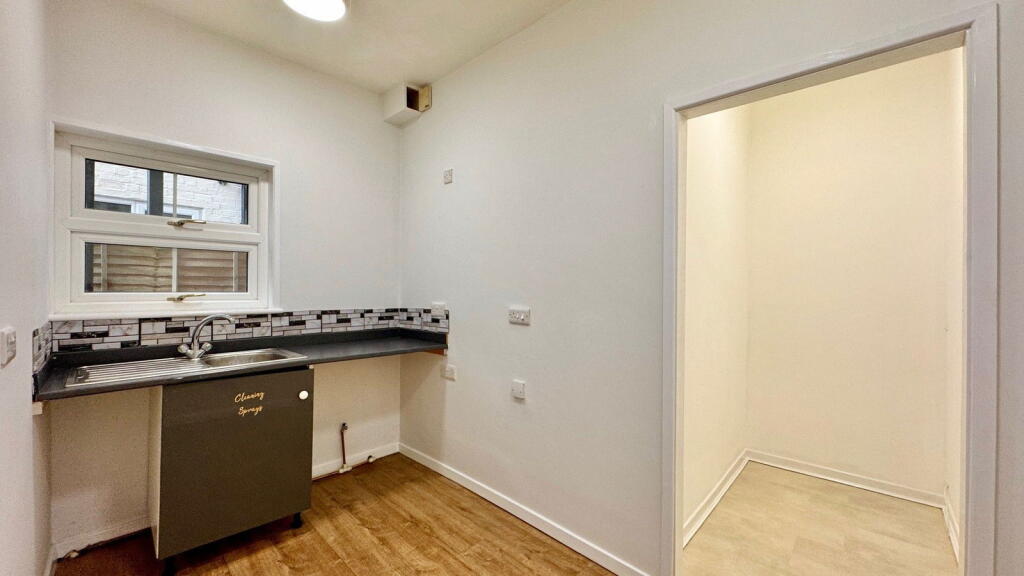 Craven Road, Newbury, RG14 5NE - View 3