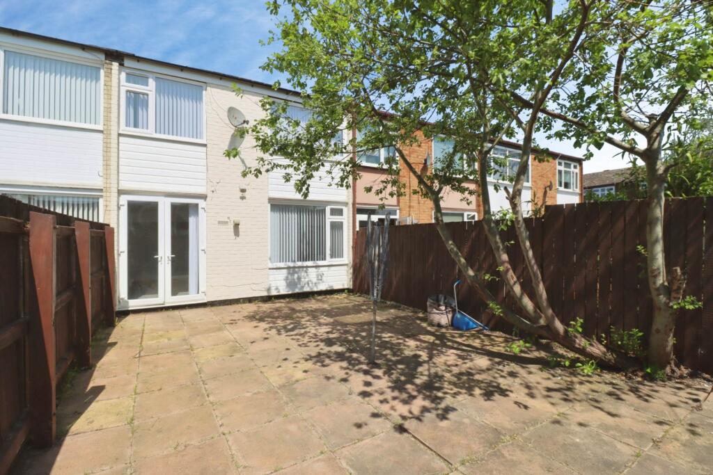 Main image of property: Edgemoor Close, Prenton