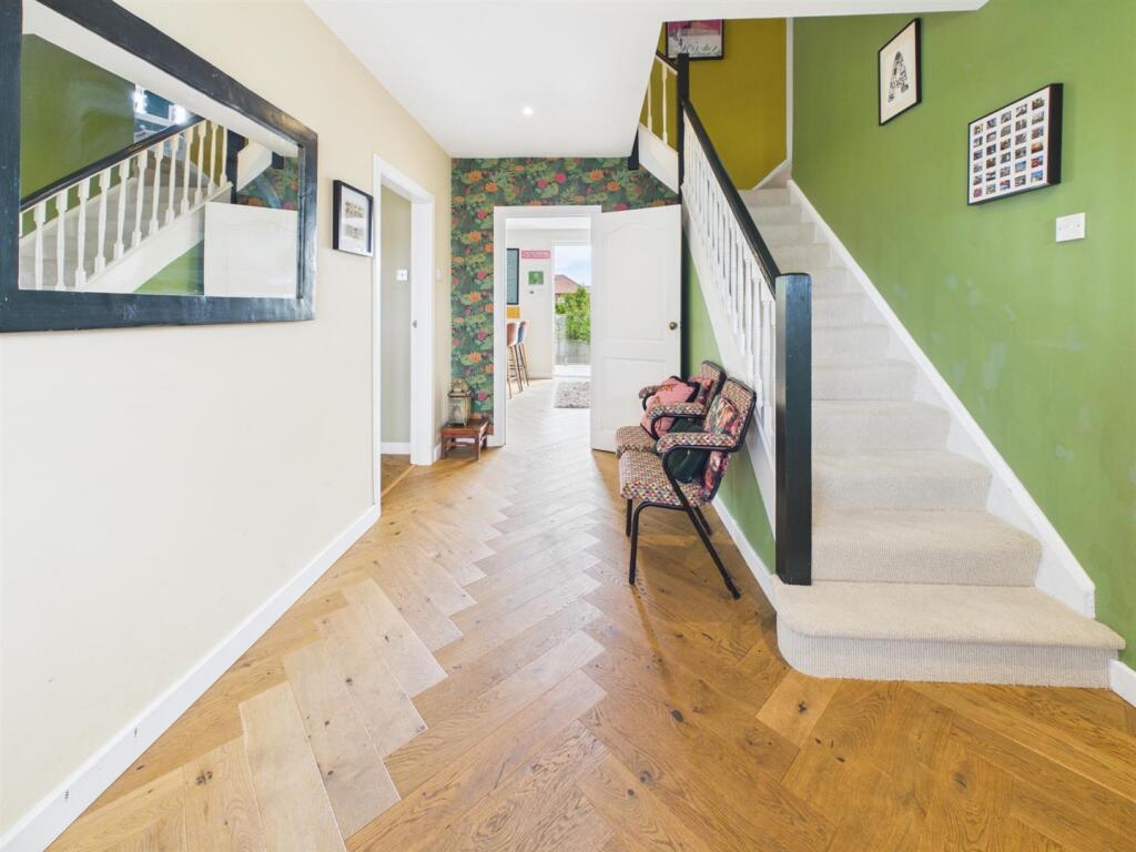 House in North Tyneside, Cullercoats - View 2
