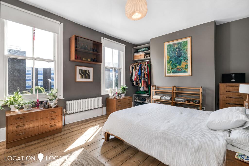 House in London - View 2