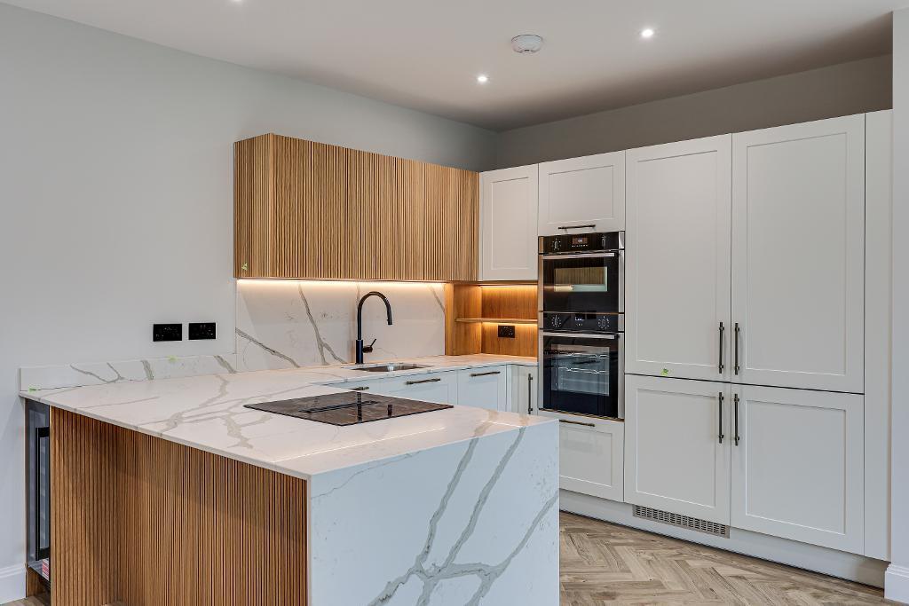 Apartment in Croydon - View 5