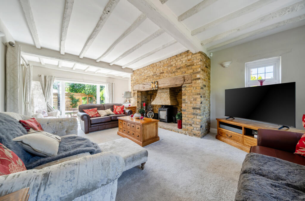 House in London - View 2