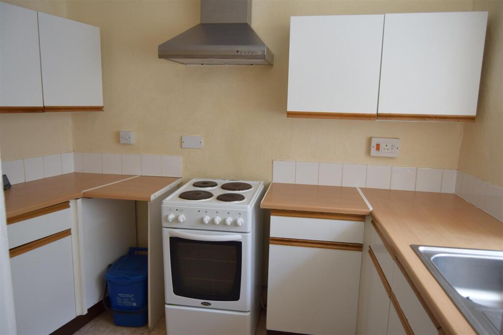 Apartment in Exeter - View 2