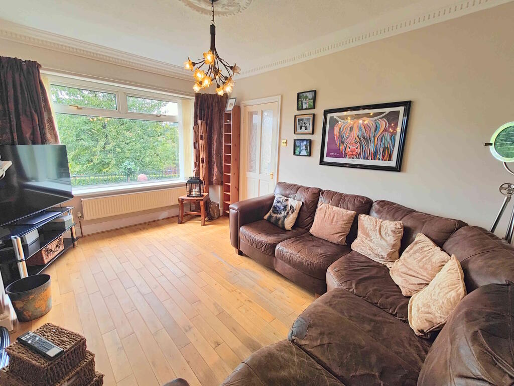 House in Halifax - View 5