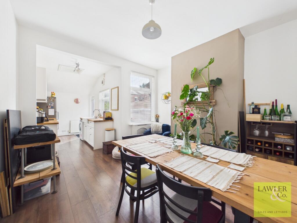 House in Stockport, Bridgehall, Adswood - More