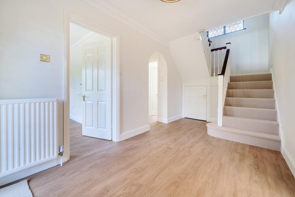 House in Wargrave, Sheeplands Farm - View 5