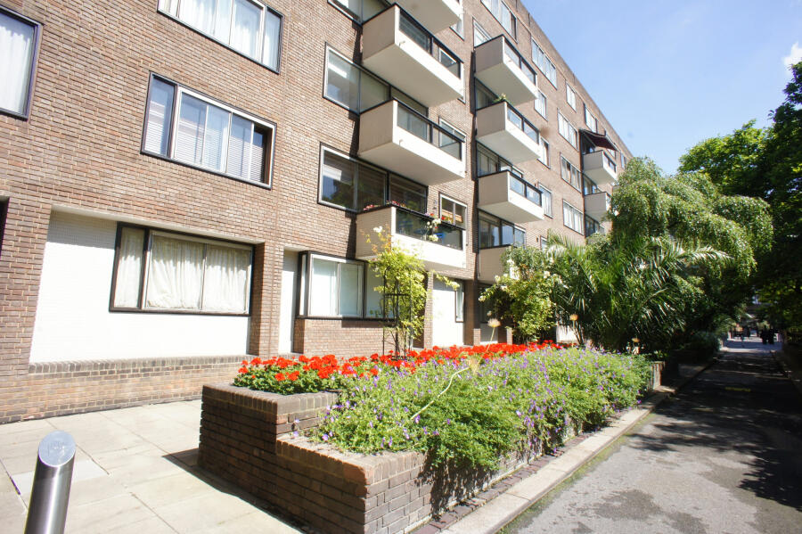 Main image of property: Quadrangle, W2
