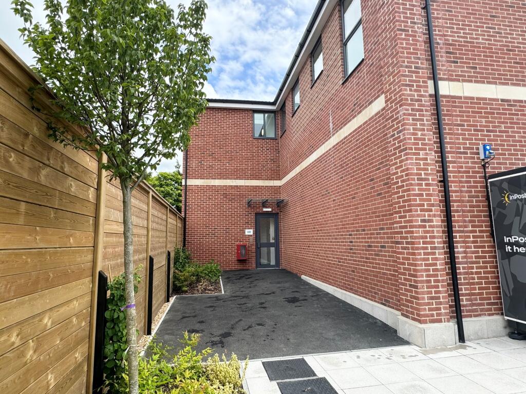 Main image of property: New Road, Tadley, RG26