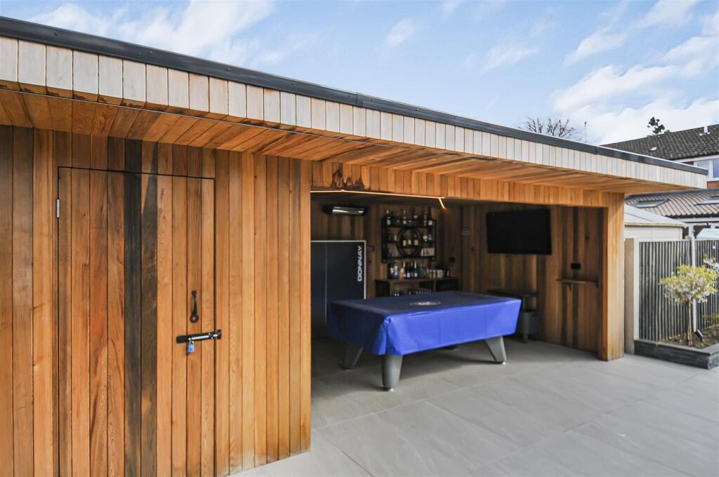 Additional image 20 of Mount Pleasant Lane, Bricket Wood, St. Albans