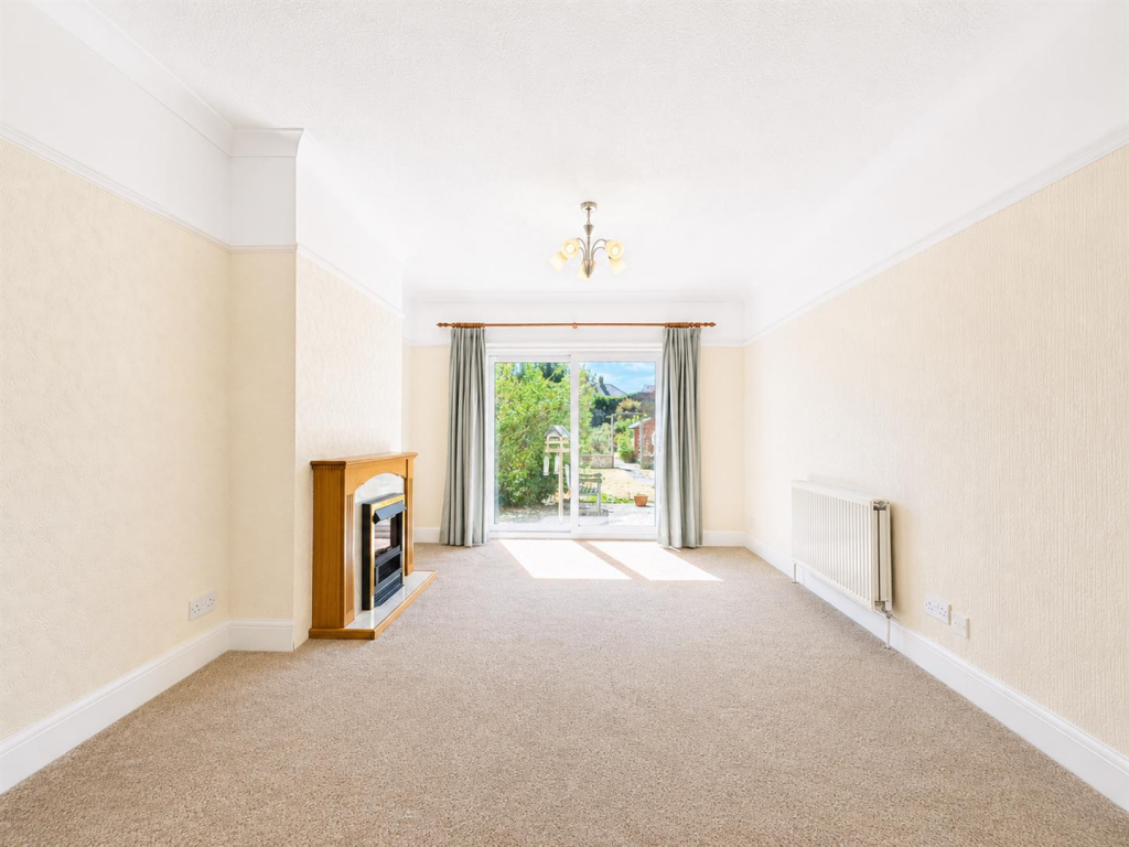 House in Twickenham - View 5
