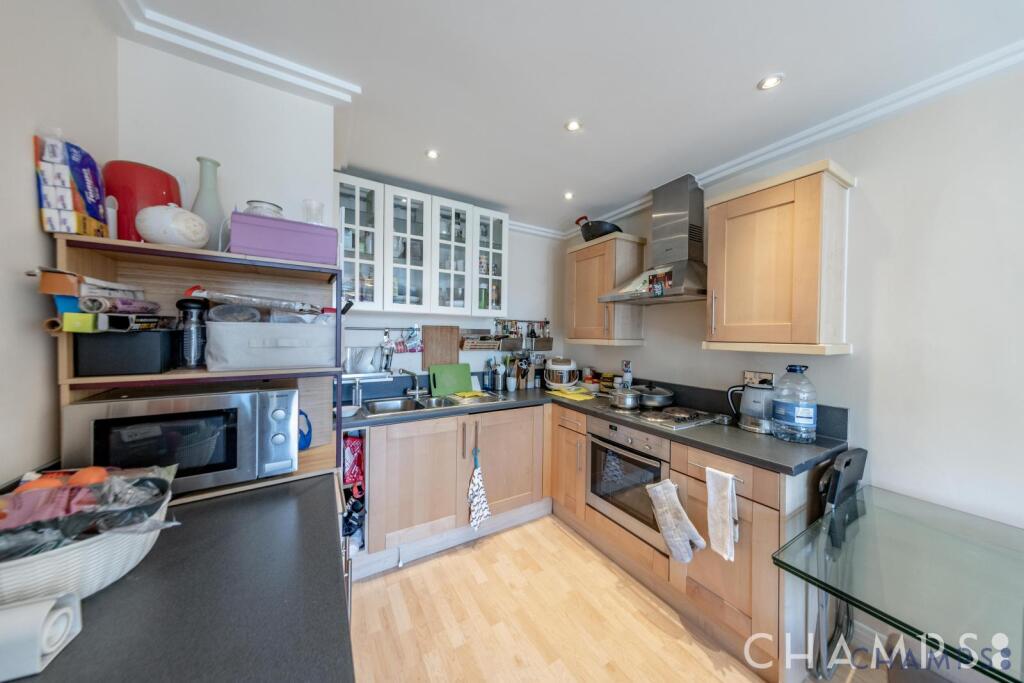 Apartment in London - View 3
