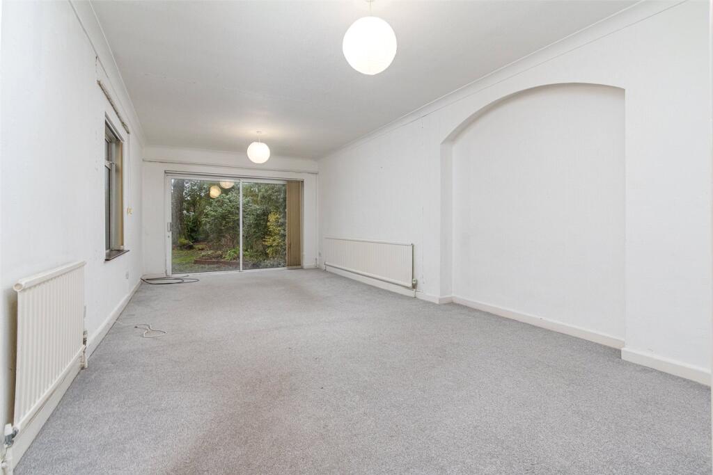 Dan y Coed Road, Cyncoed, Cardiff, CF23 photo 4