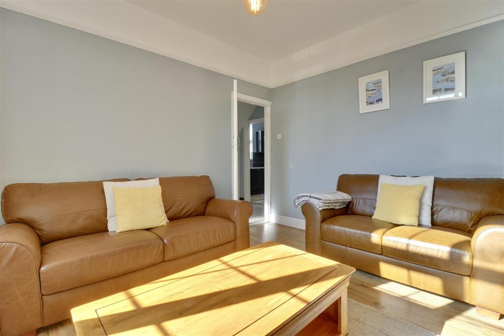 House in Portsmouth - View 5