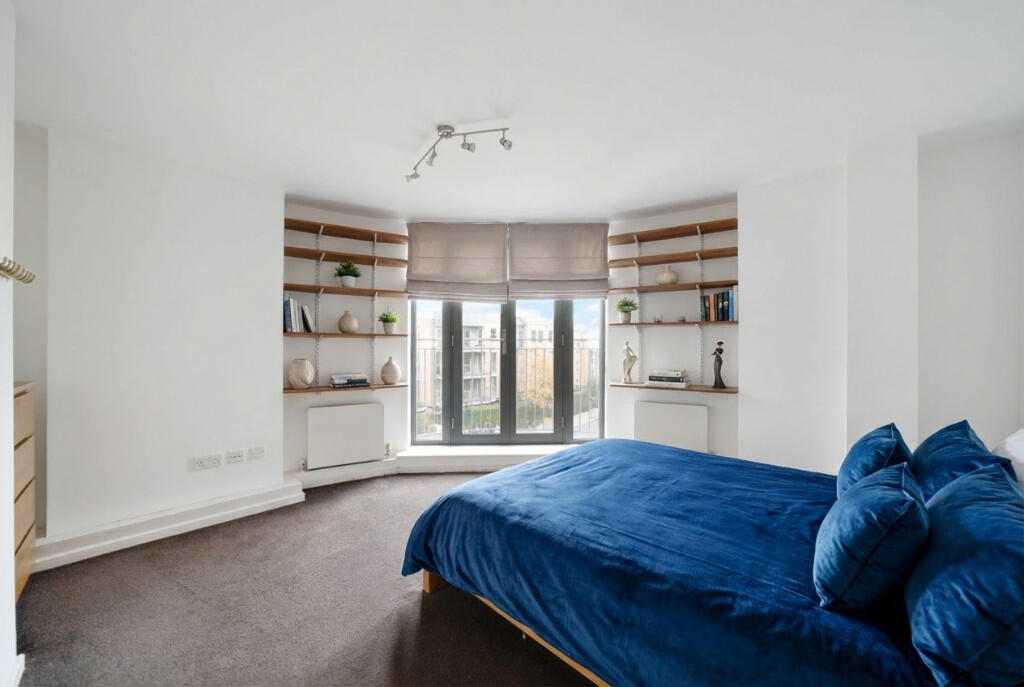 Apartment in London - View 5