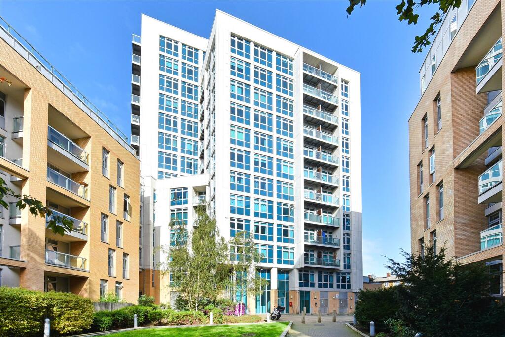 Main image of property: Ross Way, London, E14
