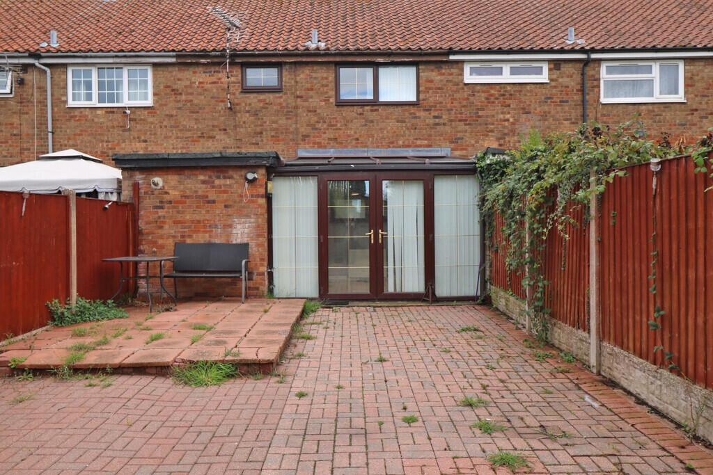 House in Doncaster - View 2