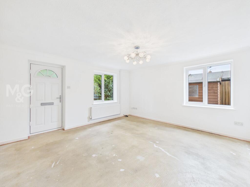 House in Ipswich - View 3