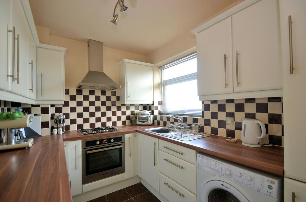Apartment in Stockport - View 3