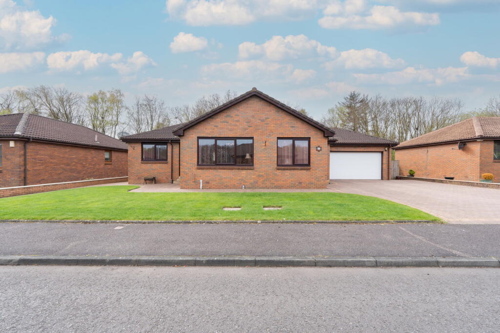 Main image of property: Greystone Park, Glenrothes, KY7 4UL
