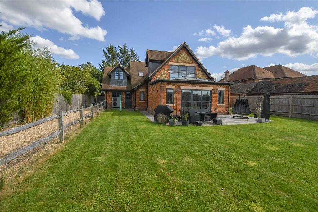 Main image of property: Nelsons Lane, Hurst, Reading, RG10